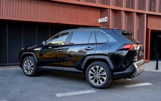 Toyota RAV4 cena 185000 przebieg: 37362, rok produkcji 2021 z Stęszew małe 232
